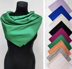 Chusty damskie silk i satynowe (Standard) DH16571