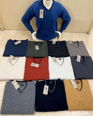 Swetry męskie - Tureckie (M-XL) DN17496