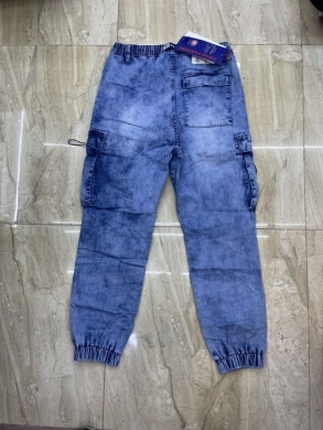 Spodnie jeansowe męskie (30-38) TP2128
