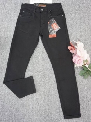 Spodnie jeansowe męskie (29-38) TP10102