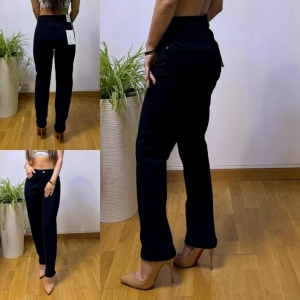 Spodnie jeansowe damskie (34-42) TP2581