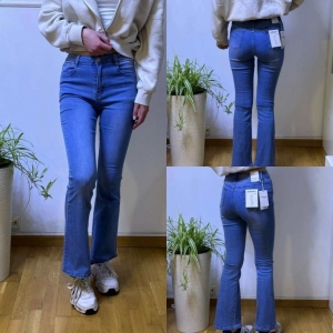 Spodnie jeansowe damskie (36-44) TP2525
