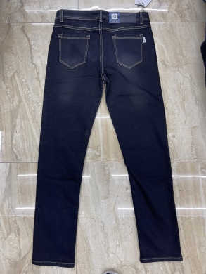 Spodnie jeansowe męskie (29-40) TP10461