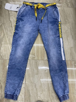 Spodnie jeansowe męskie (30-38) TP10445
