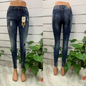 Spodnie jeansowe damskie (34-42) TP2574