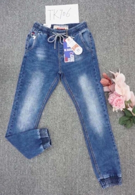 Spodnie jeansowe męskie (30-38) TP10098