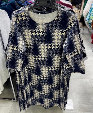 Bluzka damska na krótki rękaw - Polska (54-64) DH13019