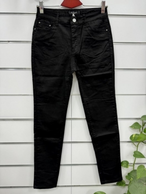 Spodnie jeansowe damskie (42-50) TP2535