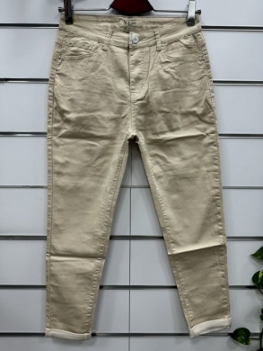 Spodnie jeansowe damskie (42-50) TP2534