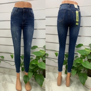 Spodnie jeansowe damskie (34-42) TP2576